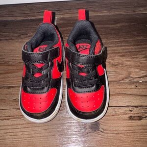Nike Kids Black and Red Sneakers